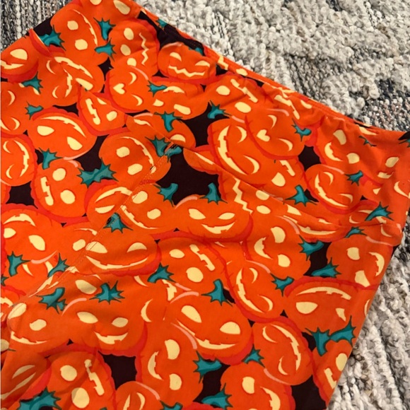 Orange Pumpkin Print Leggings - Picture 2 of 4